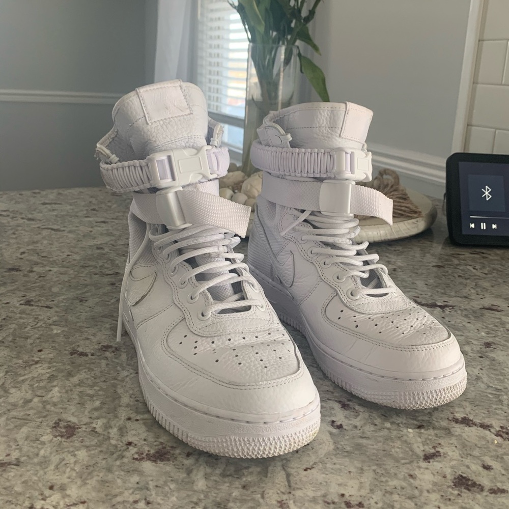 [ used] Nike Air Force High top “ SF “